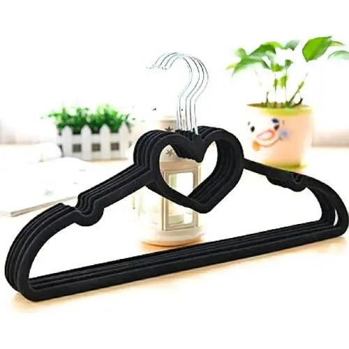 Velvet Hanger 5 Pcs Set 42 CM ALJERAIWI