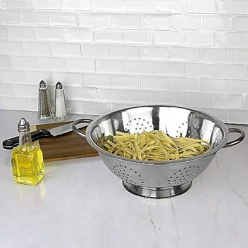 Steel Strainer With Base and Handle ALJERAIWI