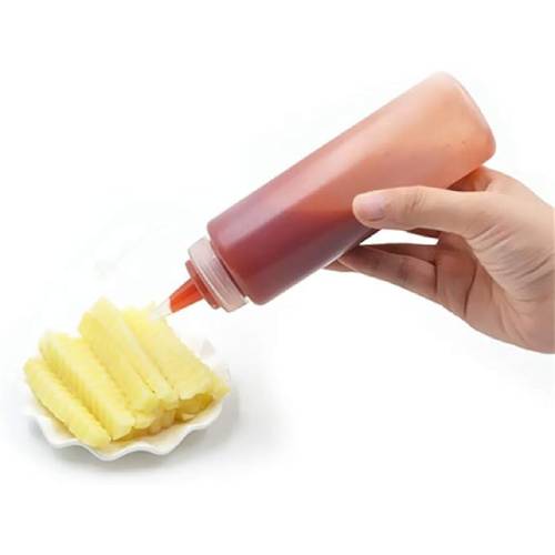 Plastic Squeeze Bottle (450 ml)