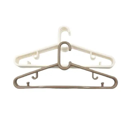 Multicolour Plastic Hanger 5 Pcs - 43 CM ALJERAIWI