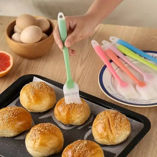 Silicone Brush ALJERAIWI